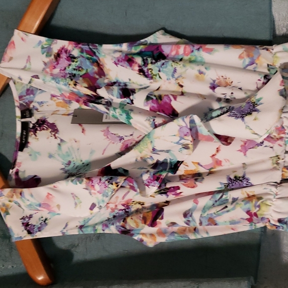 Apt.9 Floral Dress🌺 - Picture 2 of 11